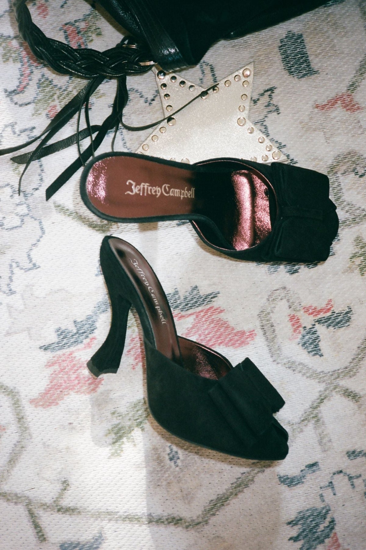 Jeffrey Campbell FRESA-BOW - Black Suede